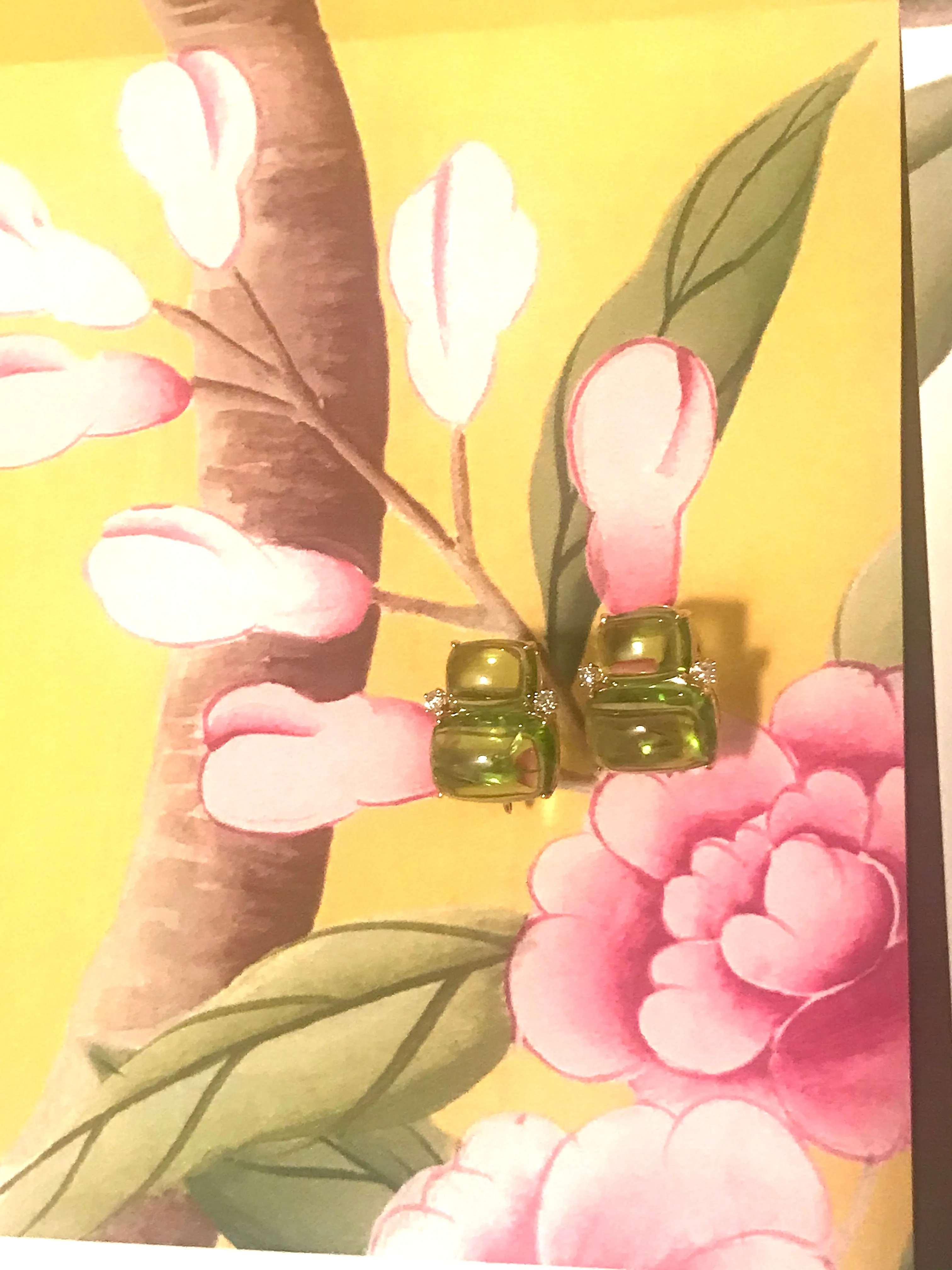 18Kt Yellow Gold Cushion Cut Cabochon Peridot Earrings with Diamonds