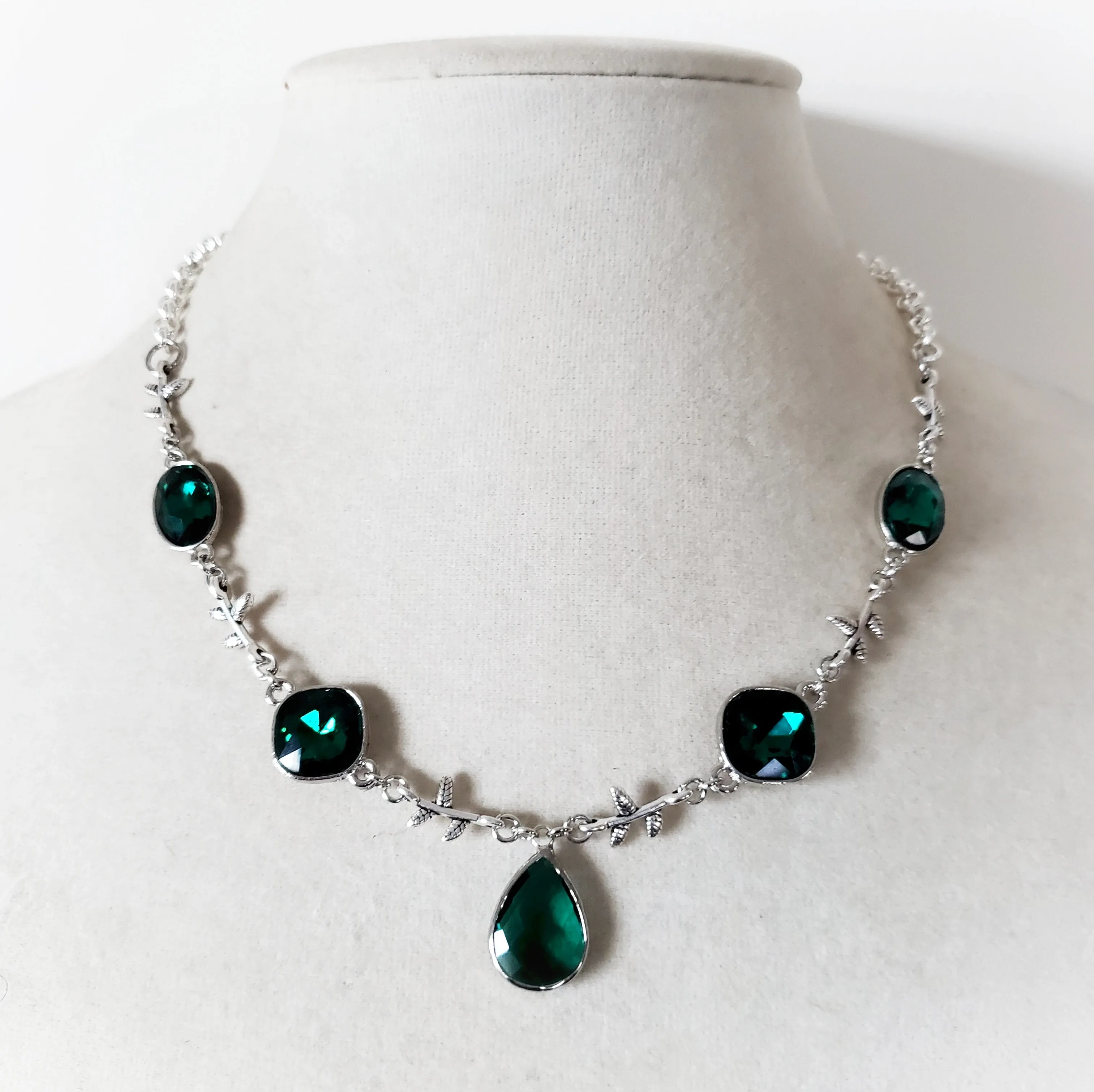 Bejeweled Vine Necklace in Green, Blue or Black