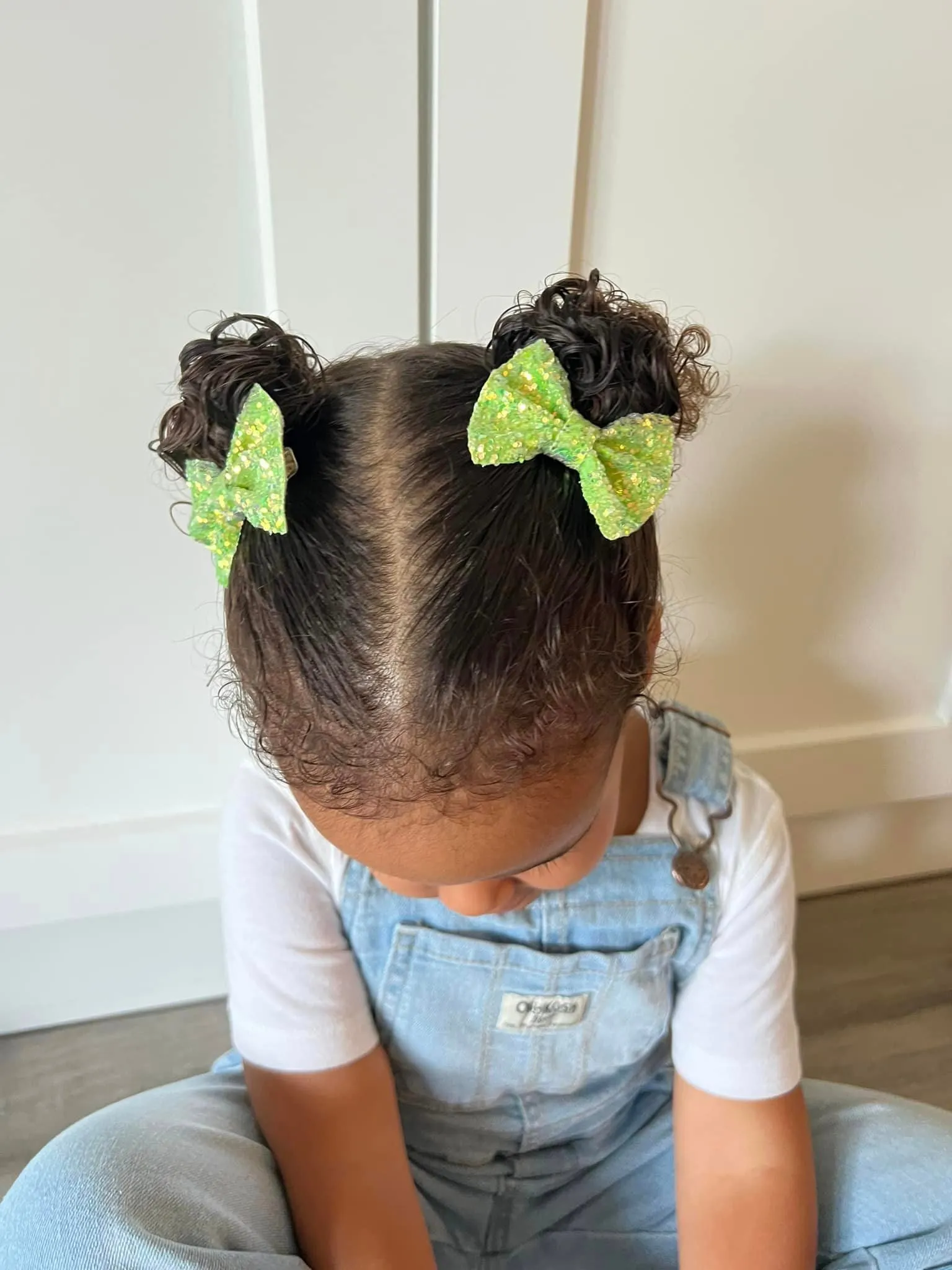 Birthstone Bow: August, Peridot