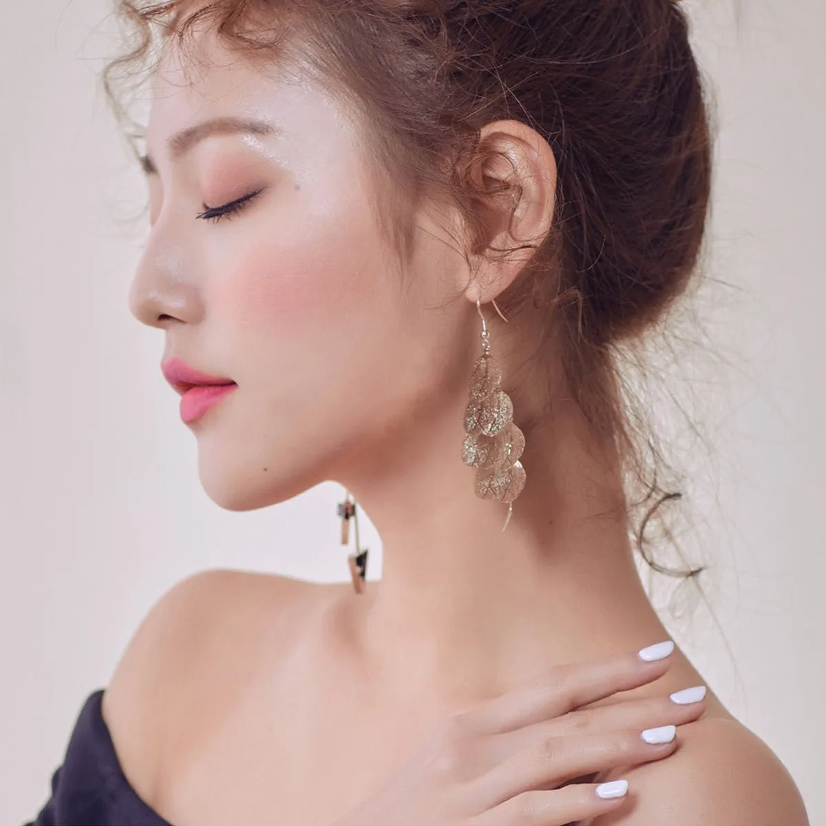 Chips Gold Tassle Earrings