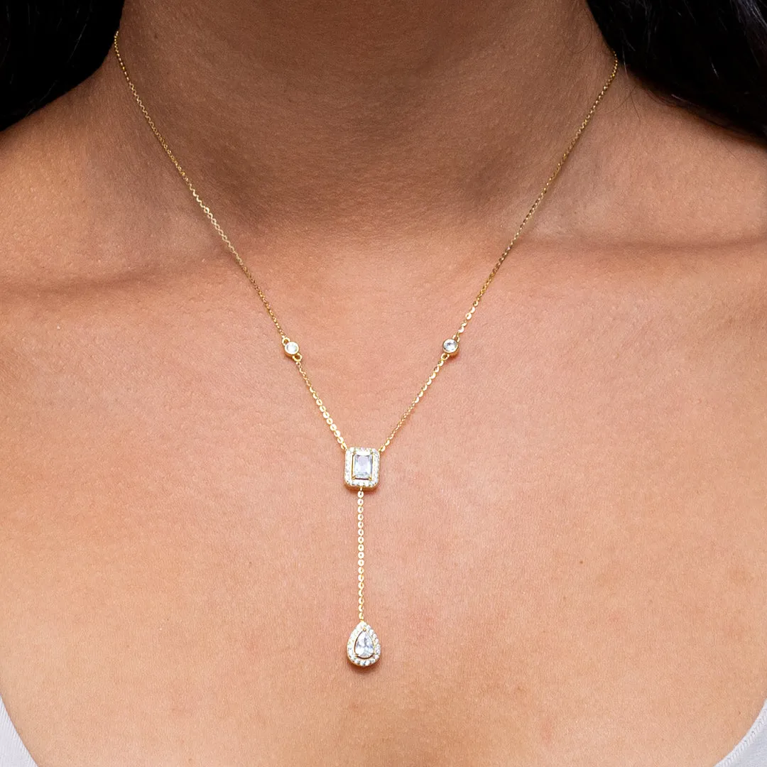 EMERALD &PEAR STONED DROPPING SILVER NECKLACE