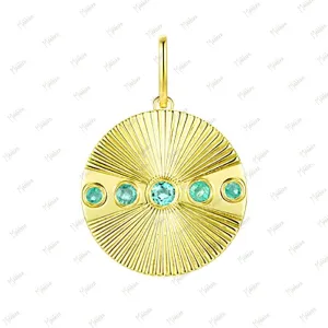 Emerald Rays Disc Pendant 18mm