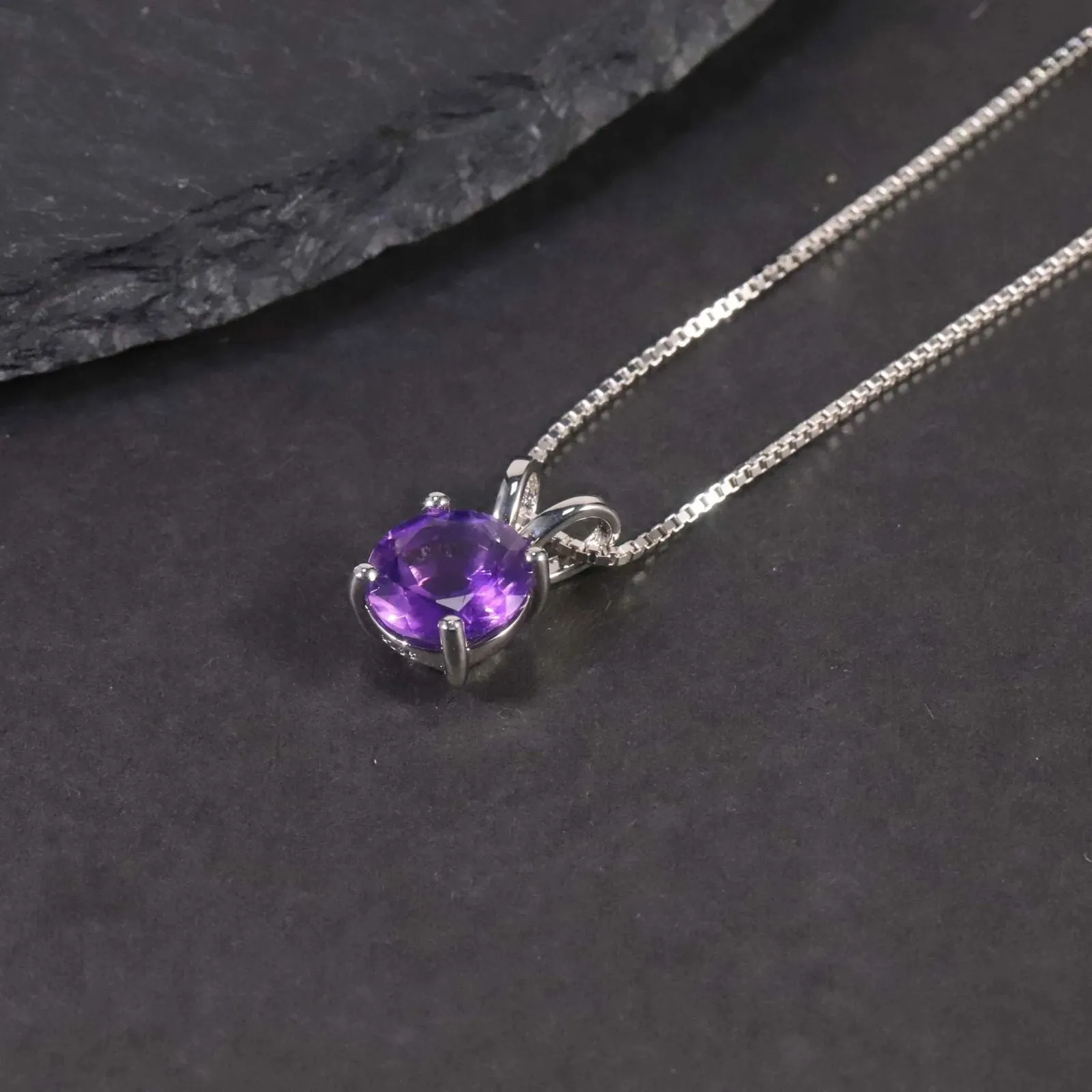 Irosk Round Cut Pendant in Sterling Silver -  Amethyst