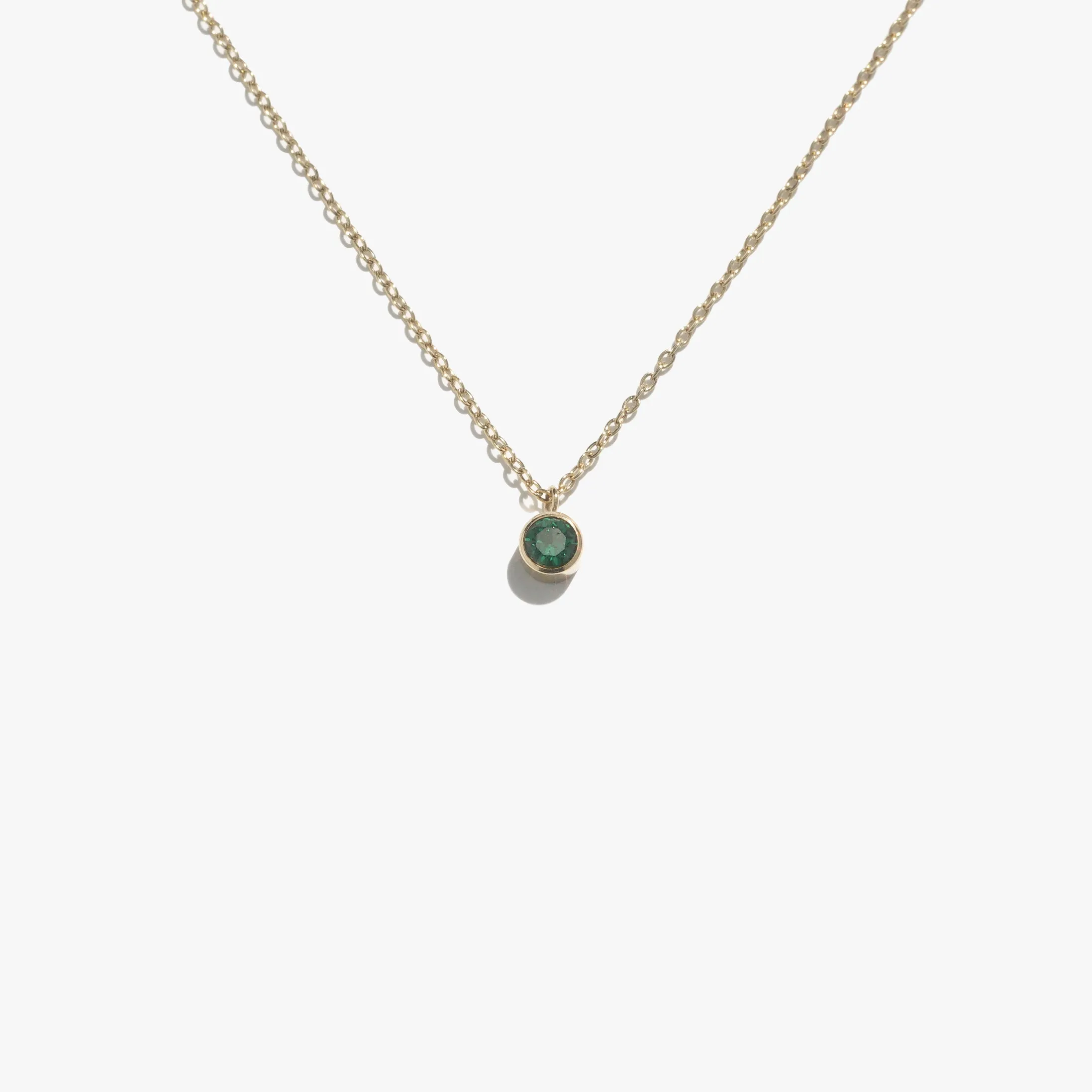 Lonely Emerald Comet Necklace
