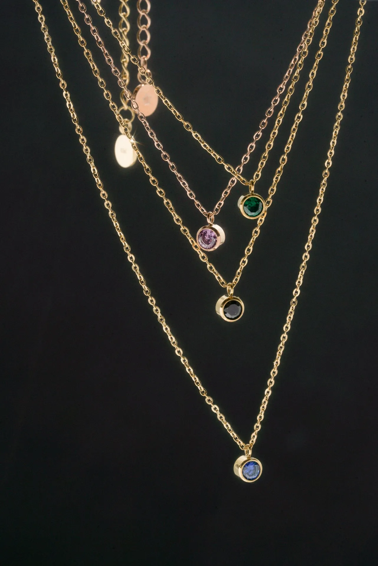 Lonely Emerald Comet Necklace