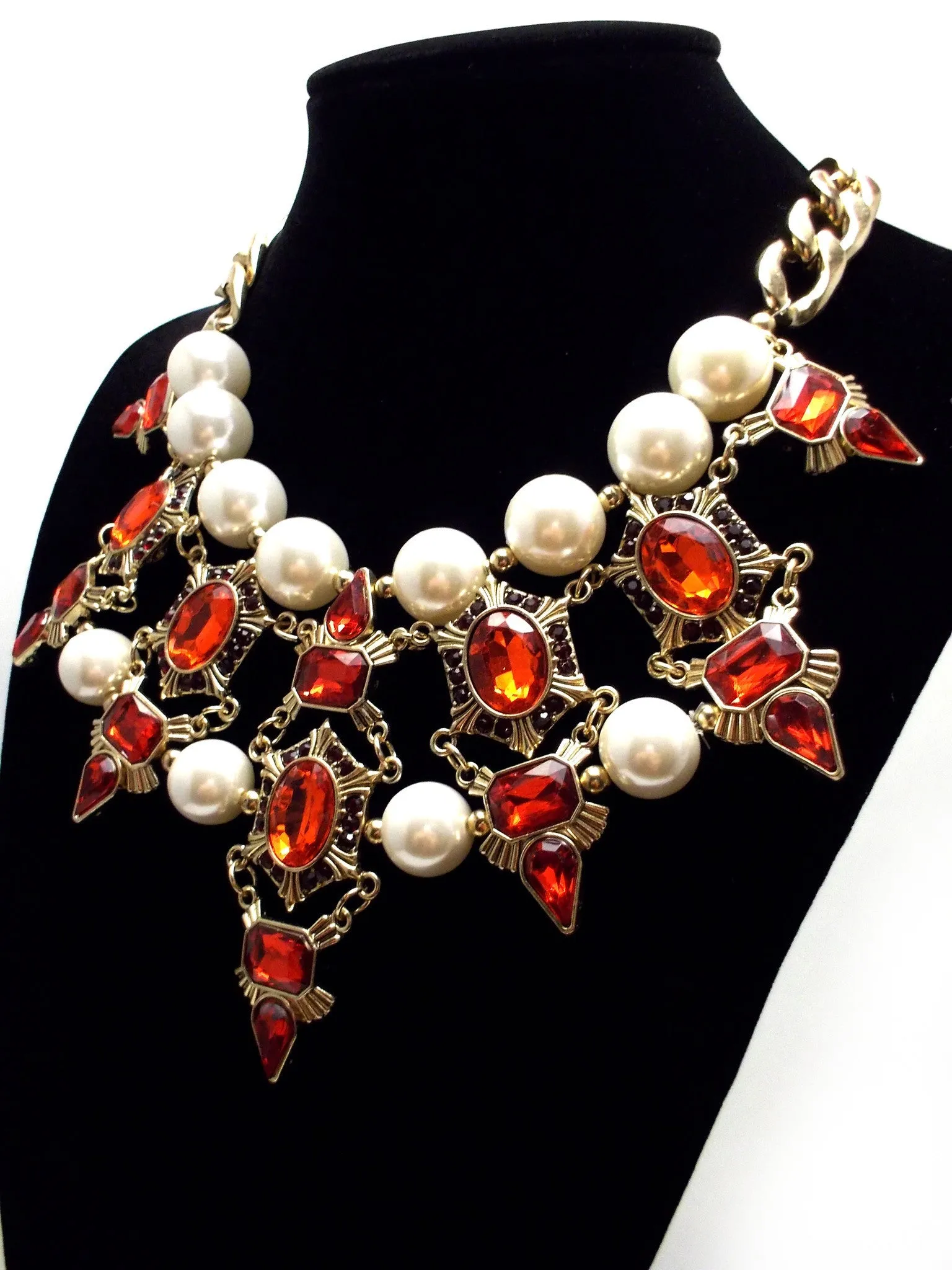 Luxe Chunky Pearl & Deco Jeweled Statement Necklace- Red