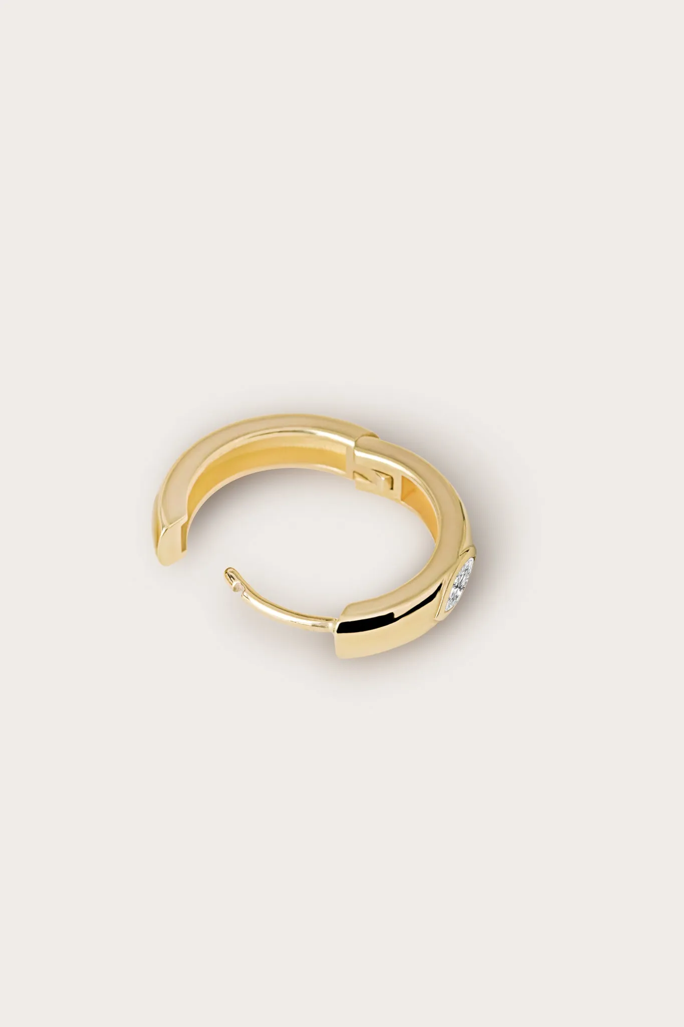 Marquise Hoops