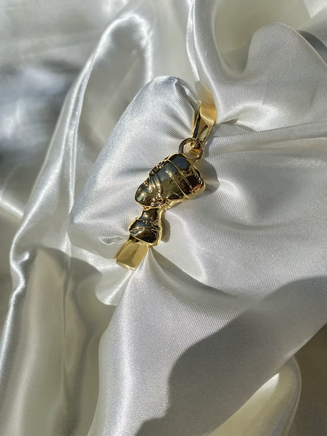 Nefertiti Hook Bracelet