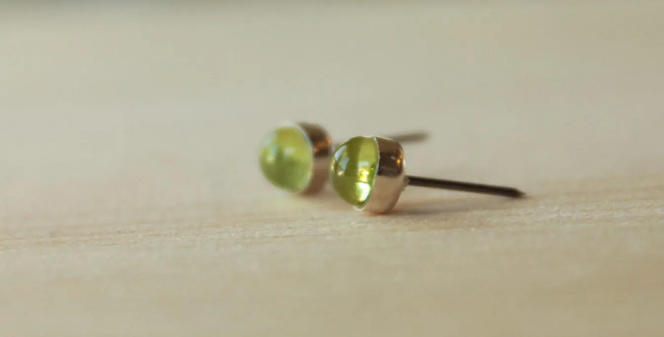 Peridot Bezel Gemstone, Med (Niobium or Titanium Post Earrings)