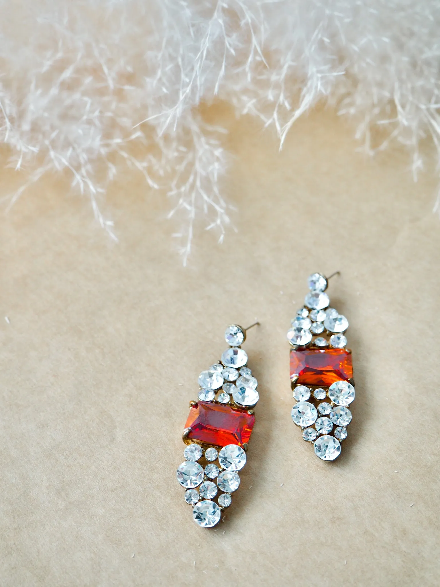 RUDELLA Convex Gemstone Drop Earring