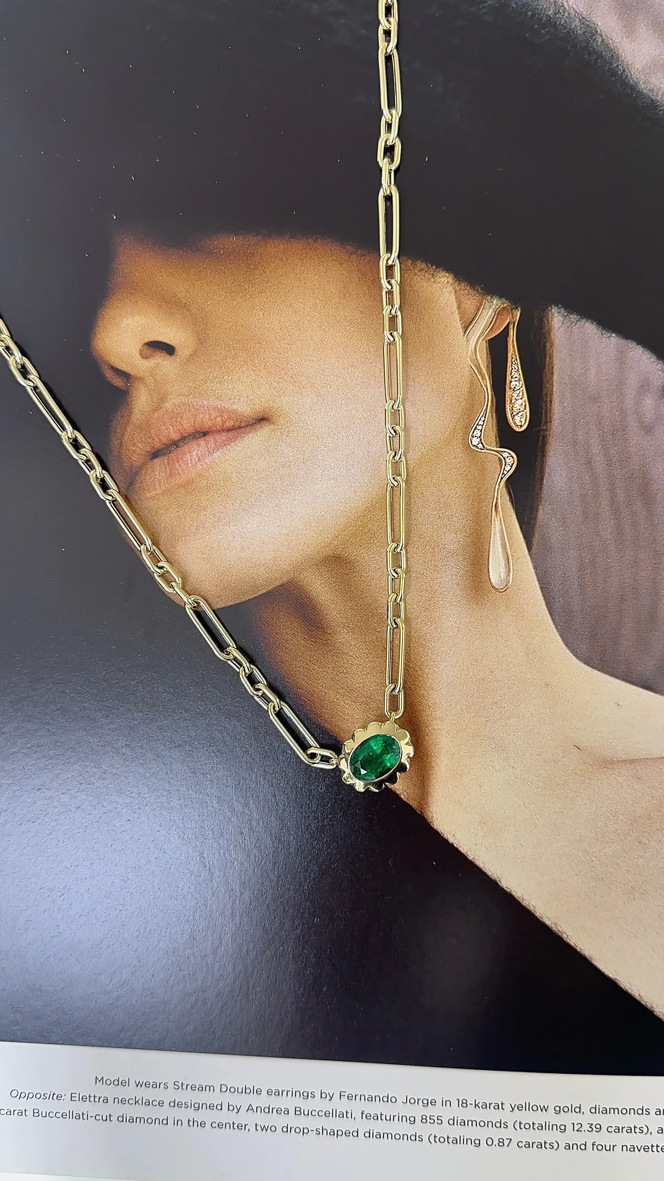 Scalloped Bezel Oval Emerald Pendant Necklace