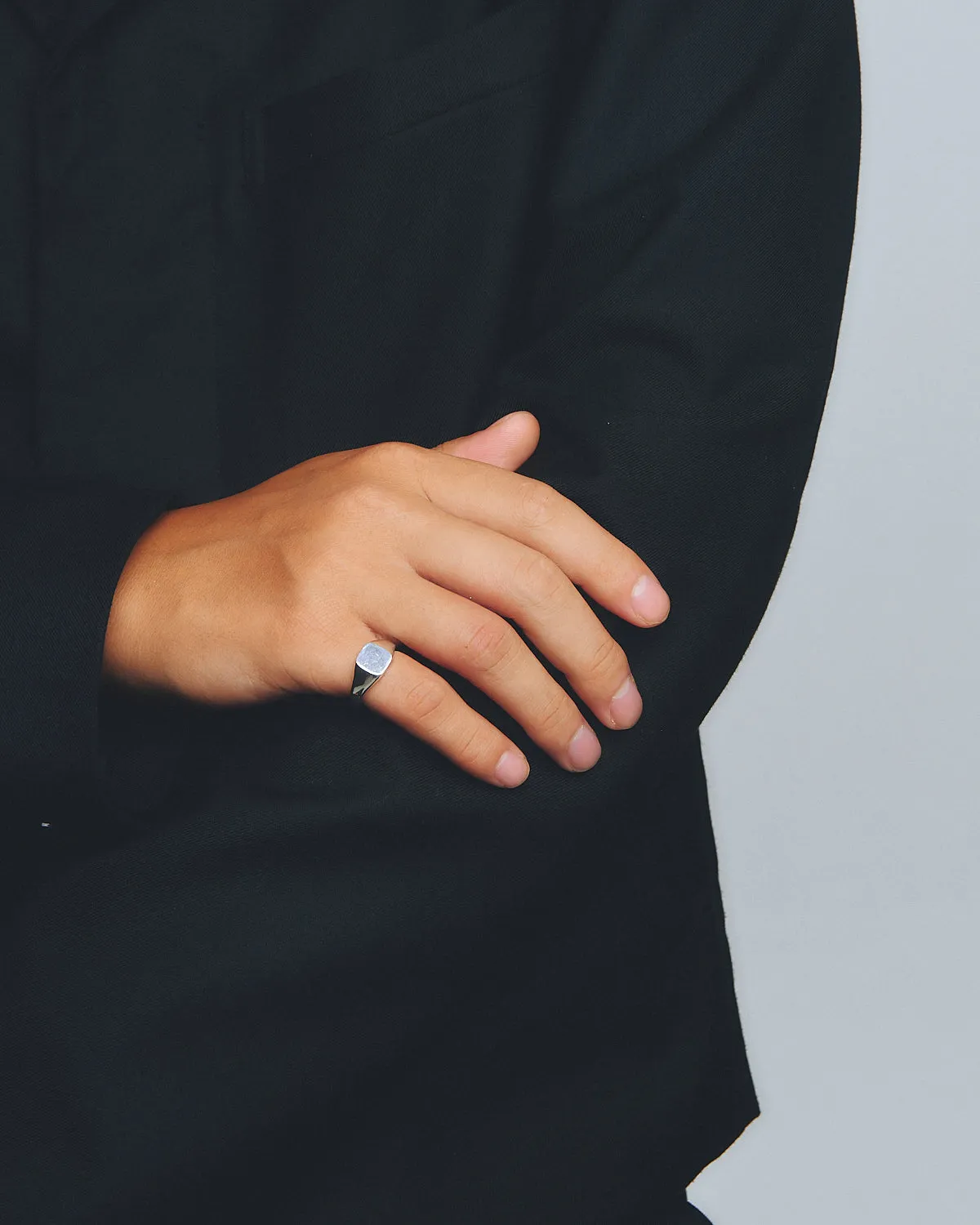 SQUARE SIGNET RING