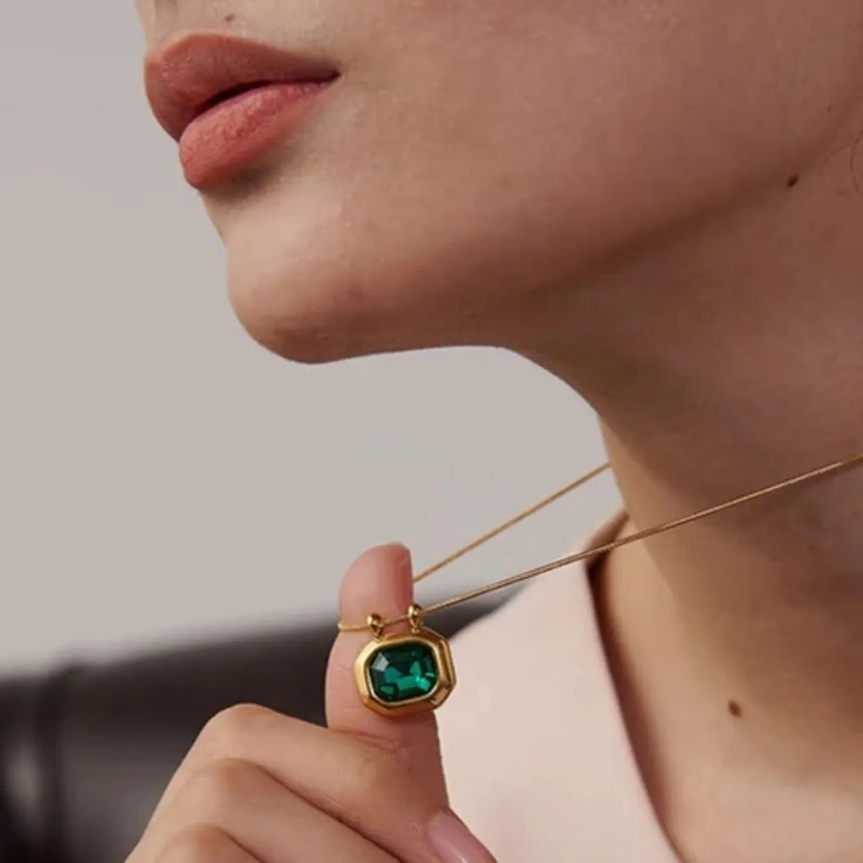 VERTE & CLEAR - EMERALD / CRYSTAL CZ SNAKE CHAIN NECKLACE