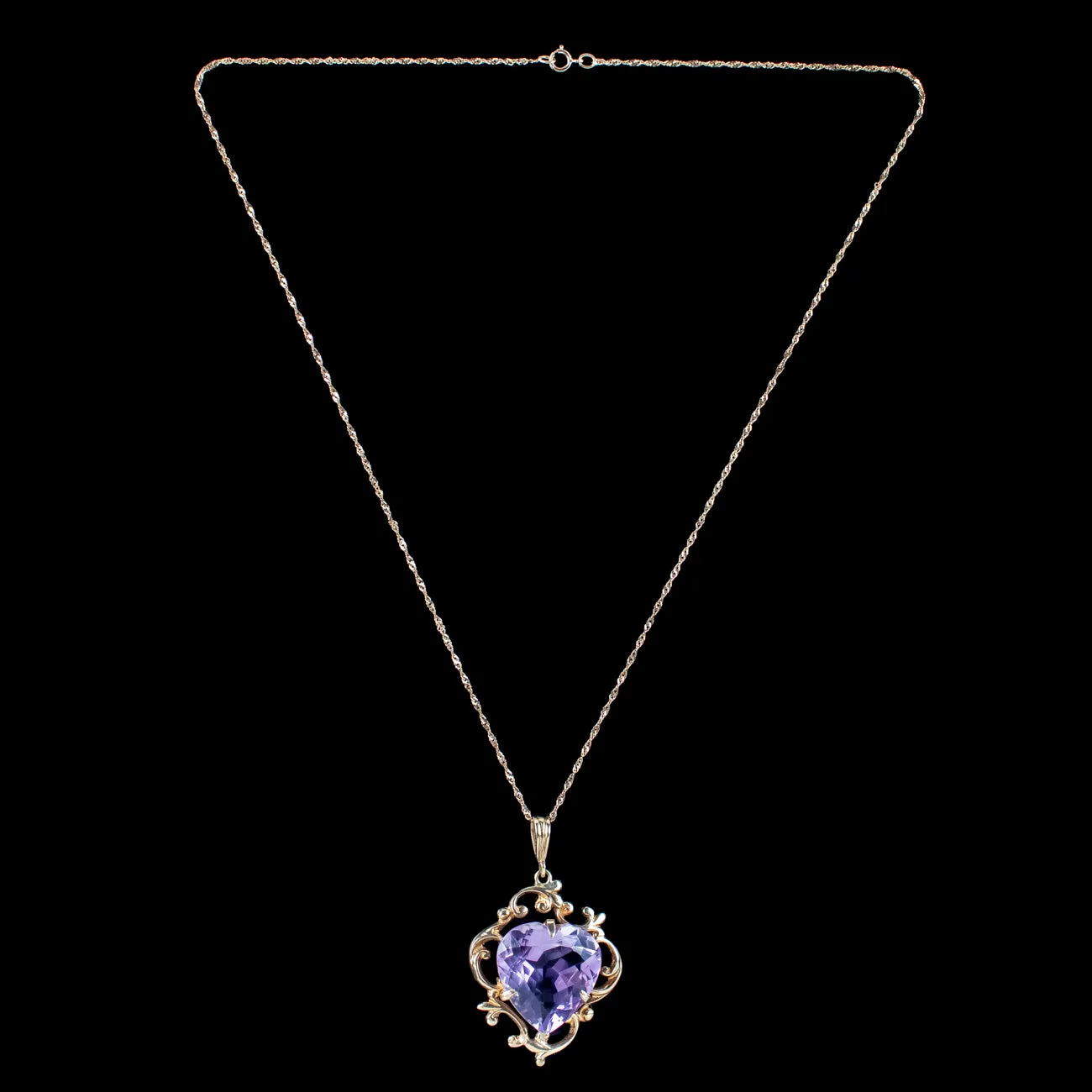 Vintage Amethyst Heart Pendant Necklace 15ct Heart Dated 1975