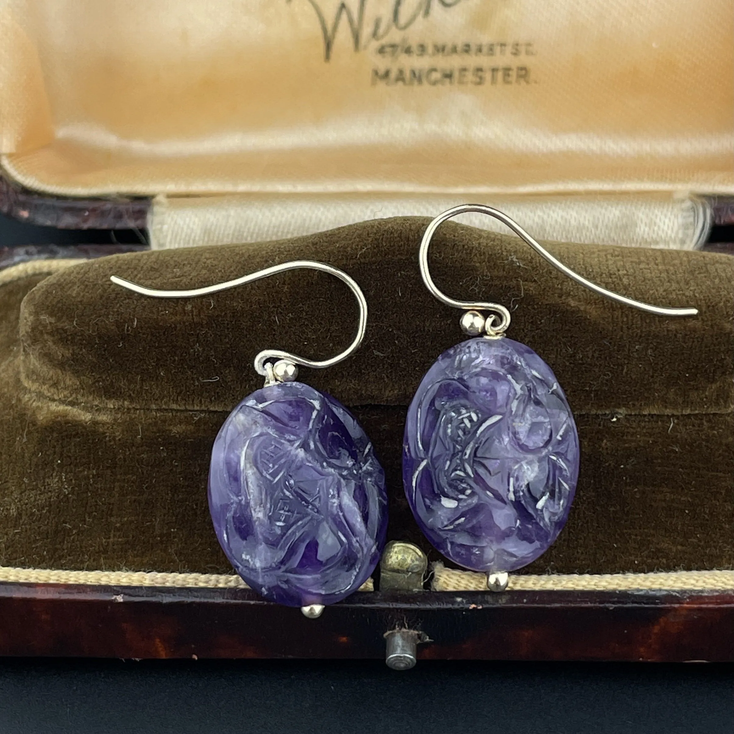 Vintage Gold Carved Natural Amethyst Dangle Earrings