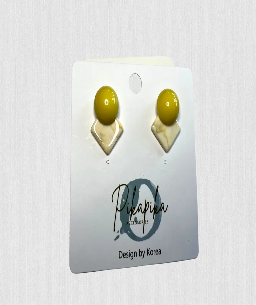 Vintage Resin Stud Earrings Geometric