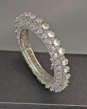 Zevarly Dazzling White Crystal AD Kada